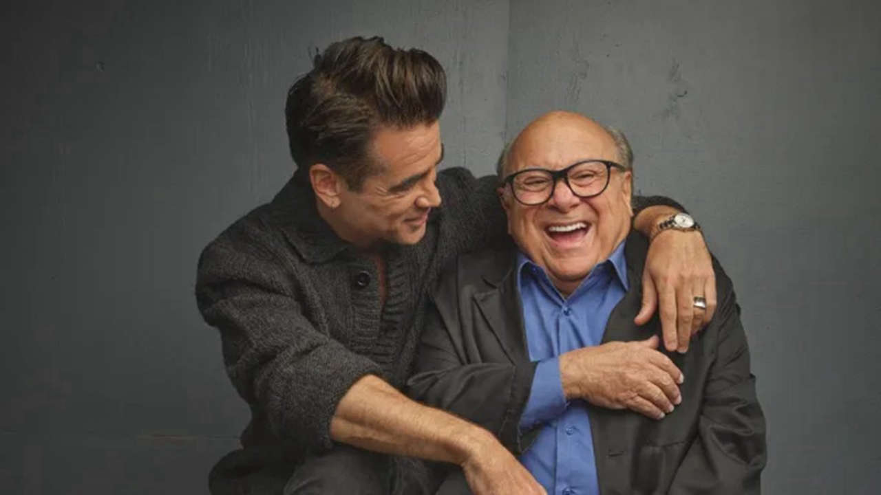 Danny DeVito e Arnold Schwarzenegger scherzano su Colin Farrell: il look che ha fatto discutere il web
