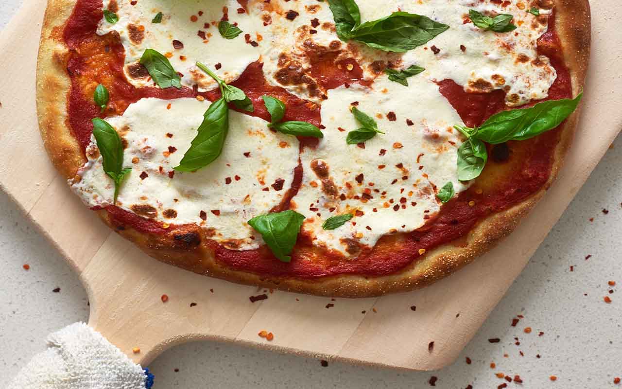 Scopri cosa accade al tuo corpo se mangi solo pizza margherita: il risultato ti sorprenderà!
