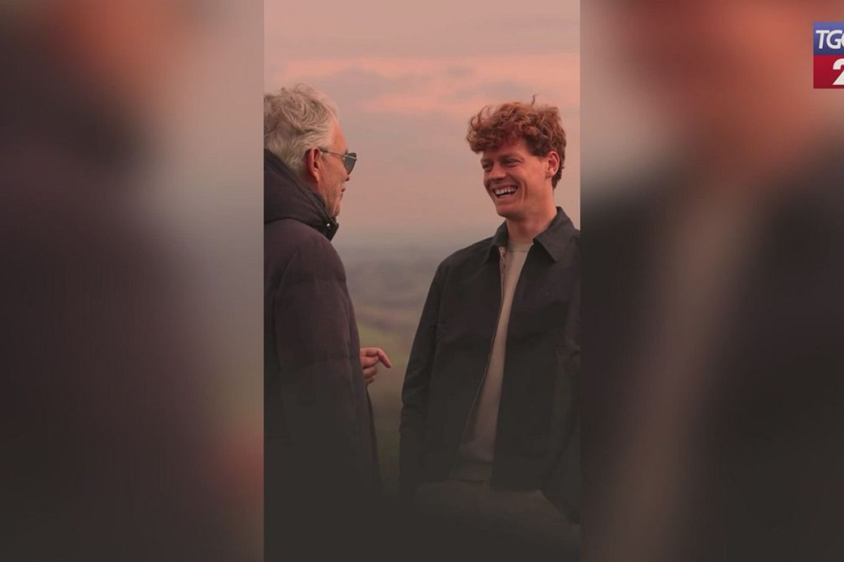 Polvere e Gloria: Andrea Bocelli e Jannik Sinner uniscono le forze in una collaborazione musicale imperdibile