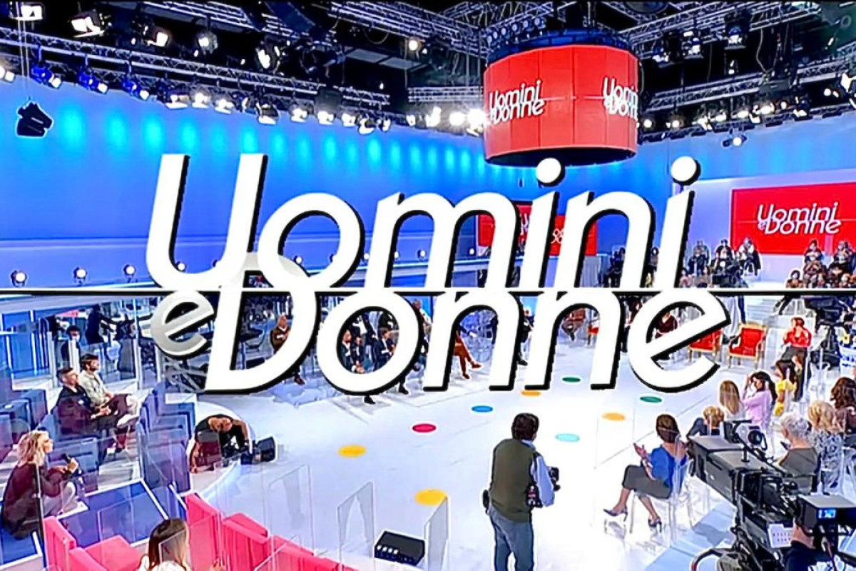 Uomini e Donne: Barbara De Santi e Ruggiero D’Andrea tra crisi e silenzi dopo l’incidente familiare Uomini e Donne: Barbara De Santi e Ruggiero D’Andrea tra crisi e silenzi dopo l’incidente familiare