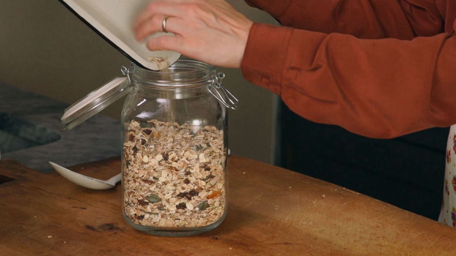 Muesli fatto in casa di Csaba | Cucina economica, 19 giugno 2025