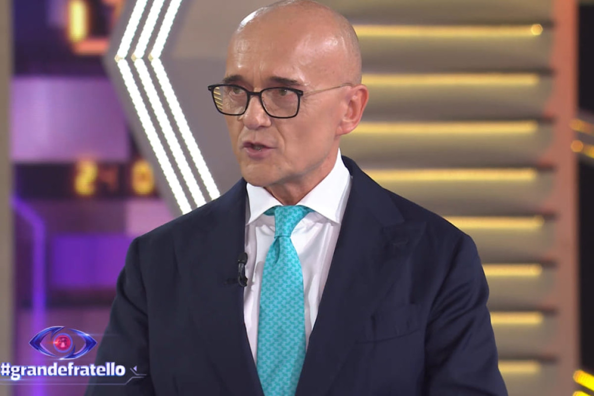 Alfonso Signorini rivela: Maria De Filippi, l’unica vera amica nel mondo dello spettacolo