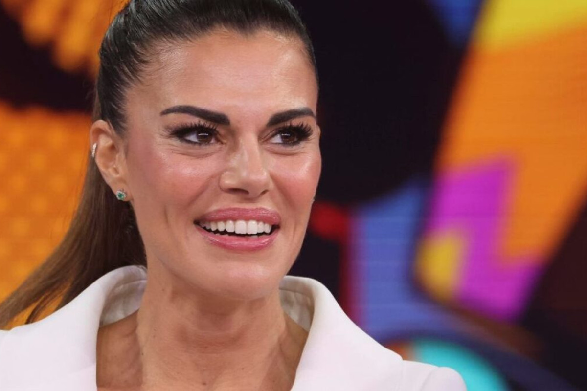 Bianca Guaccero: un anno tra amore e successi in TV, scopri il suo straordinario viaggio personale e professionale.
