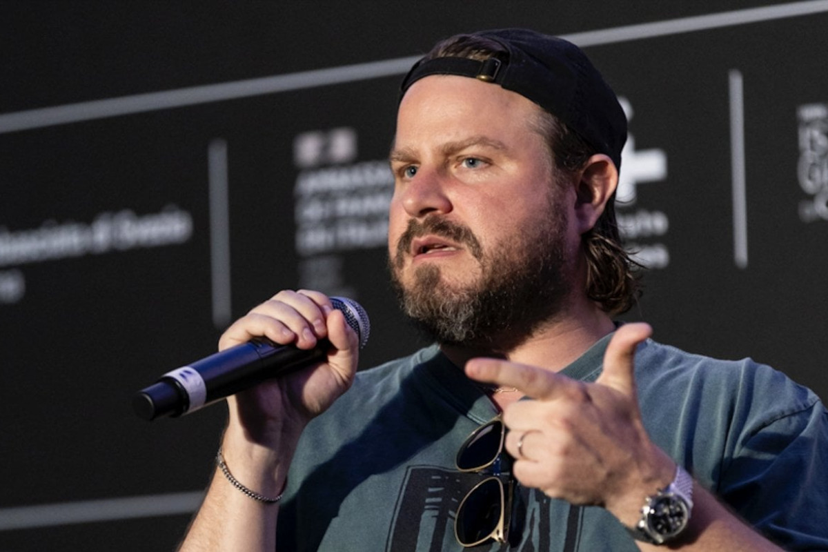 Brady Corbet: il genio tra cinema d’autore, horror western e la sorprendente riflessione sul sogno americano
