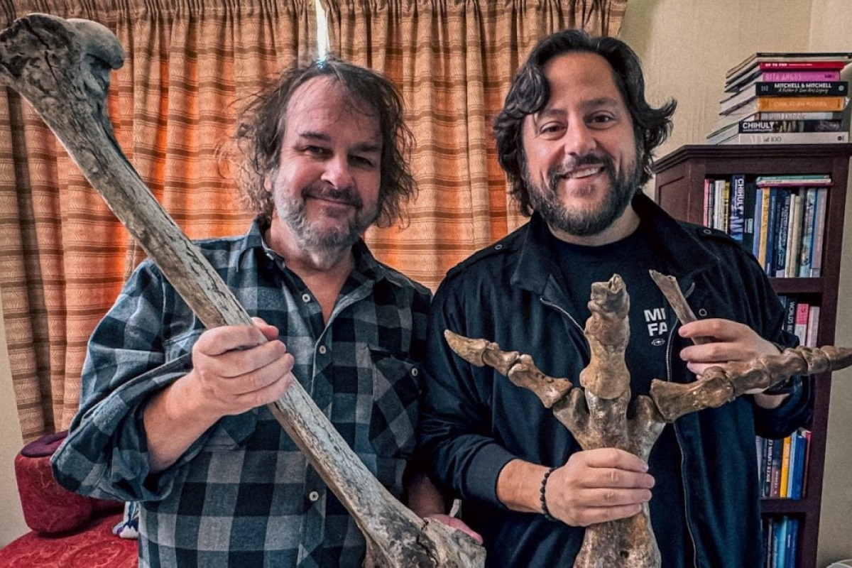 Colossal Biosciences e Peter Jackson: la straordinaria missione di riportare in vita il moa, l’uccello estinto della Nuova Zelanda