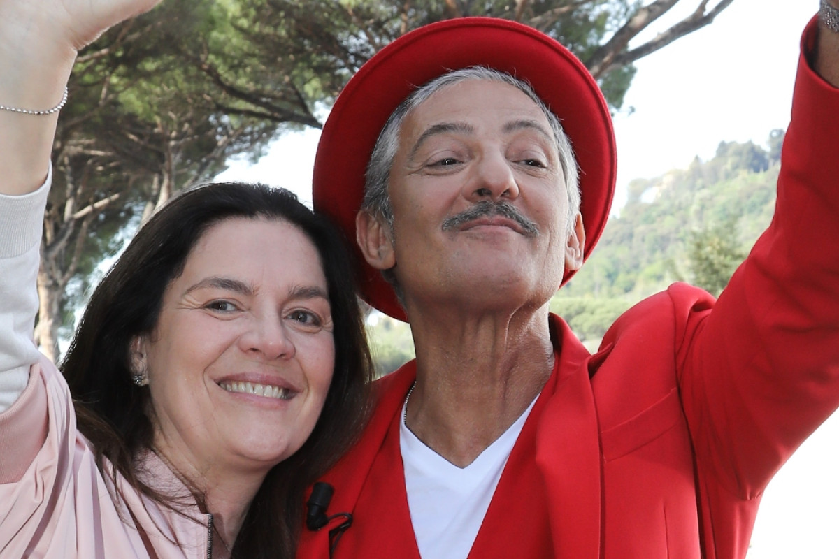 Fiorello: Come la moglie Susanna Biondo sta rivoluzionando gli affari nel 2024 con una gestione innovativa.