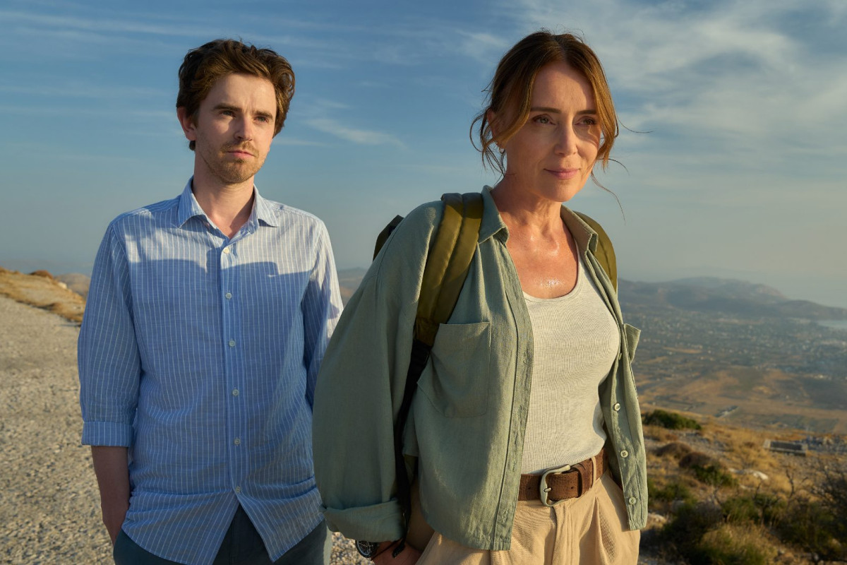 The Assassin: Freddie Highmore e Keeley Hawes in un family drama d’azione che sorprende su Prime Video