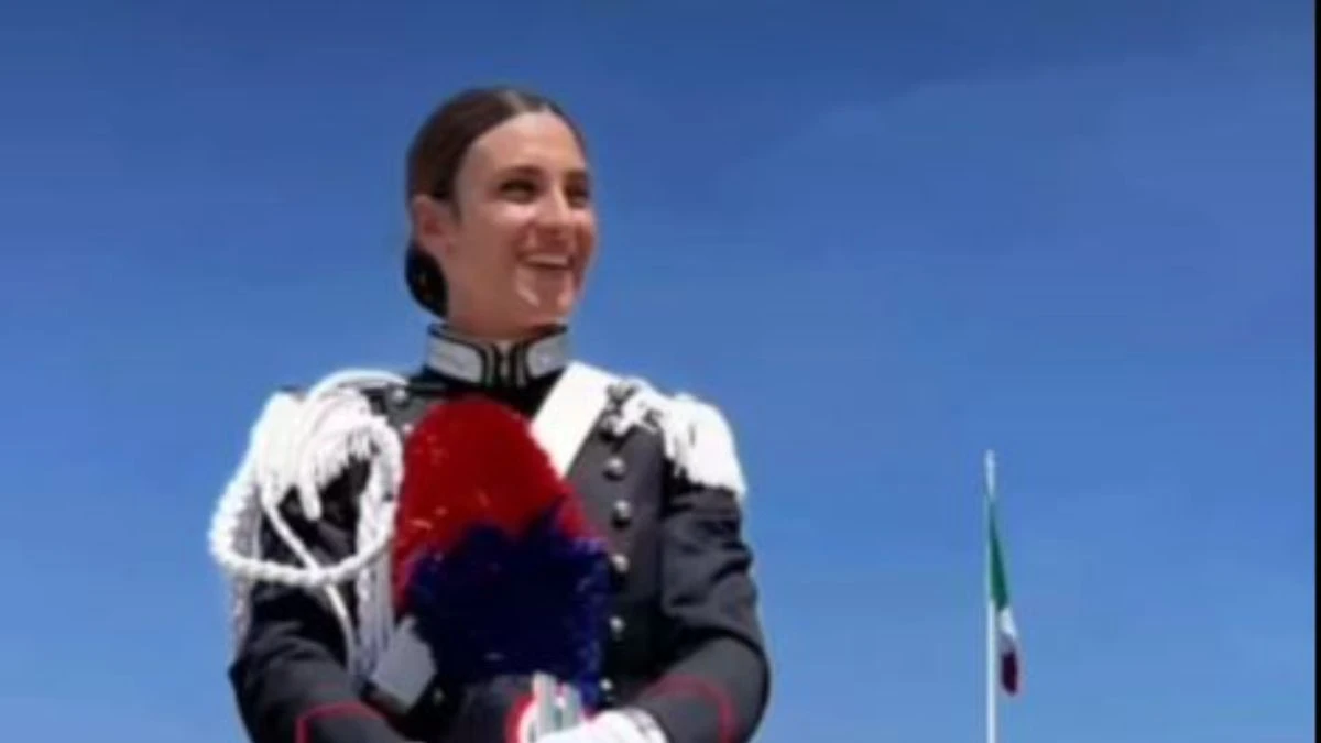 Giovane marescialla dei carabinieri trovata senza vita nel suo ufficio a Siena, avviate indagini approfondite