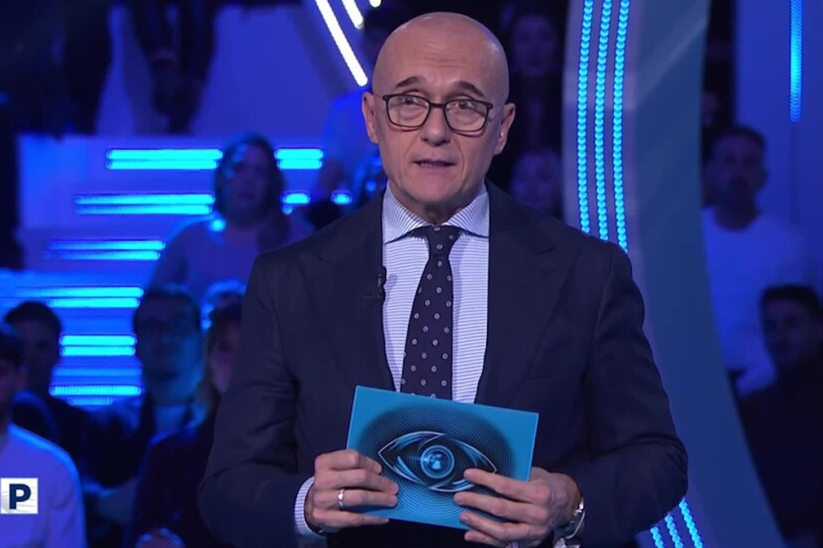 Grande Fratello 2025: Simona Ventura guida il ritorno di un ex concorrente squalificato nella versione Nip