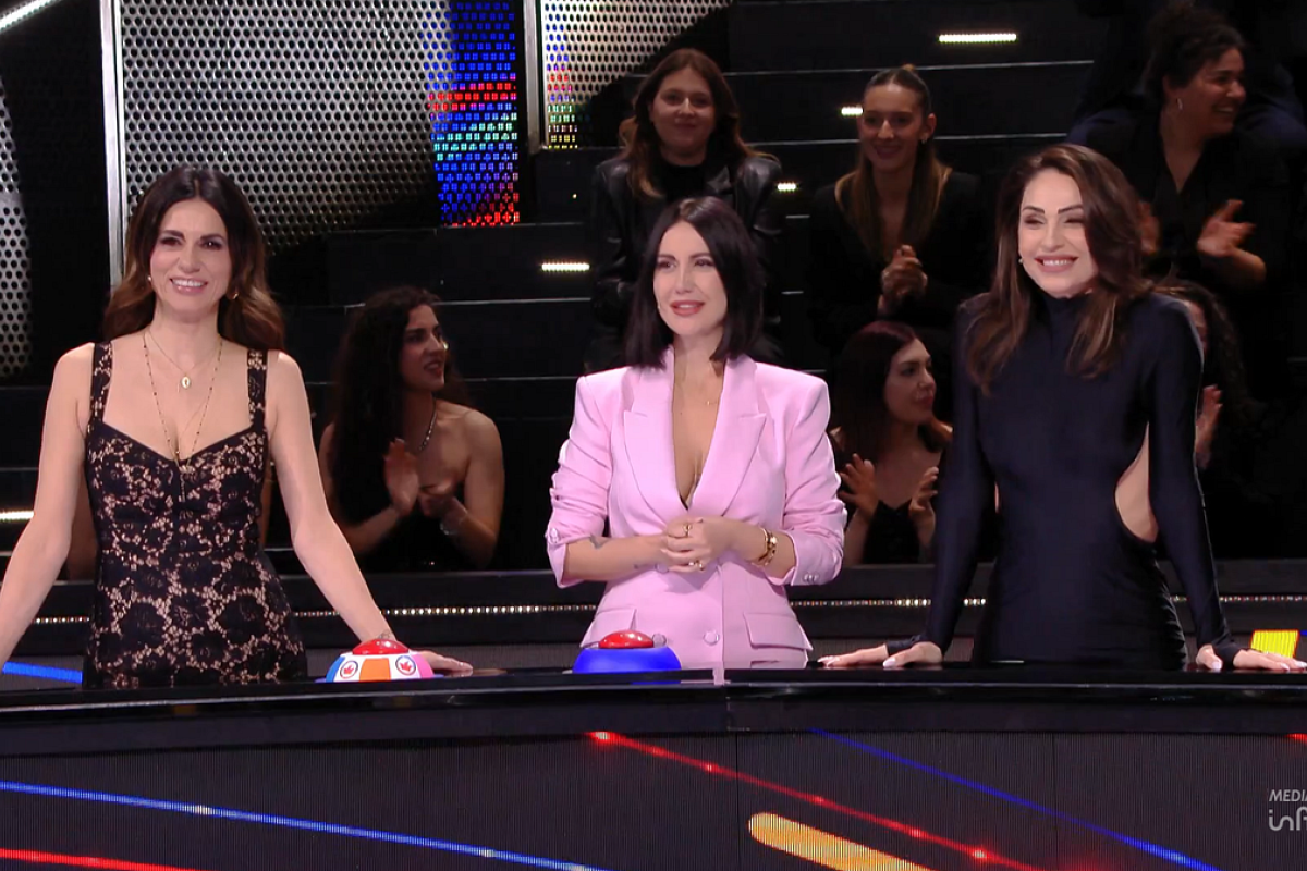 Il meccanismo del gioco finale 7×30: scopri sette sorprendenti motivi musicali in soli trenta secondi
