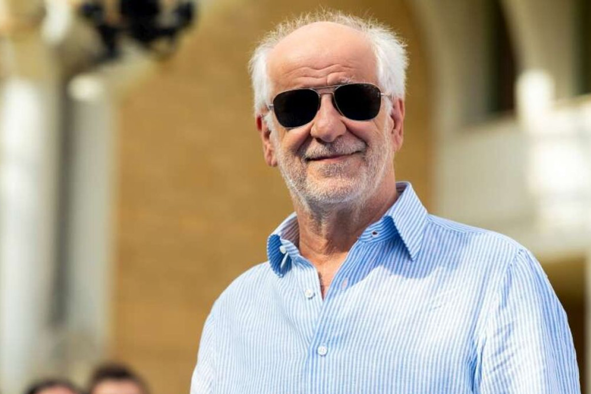 Il mestiere di dare vita ai personaggi: la sfida di Servillo tra biopic e finzione che sorprende tutti