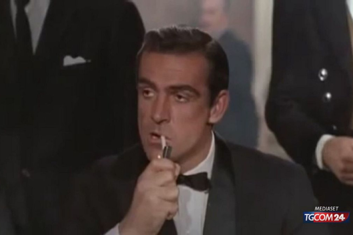 James Bond cerca il suo successore: la produzione punta su un attore britannico under 30 per il nuovo film
