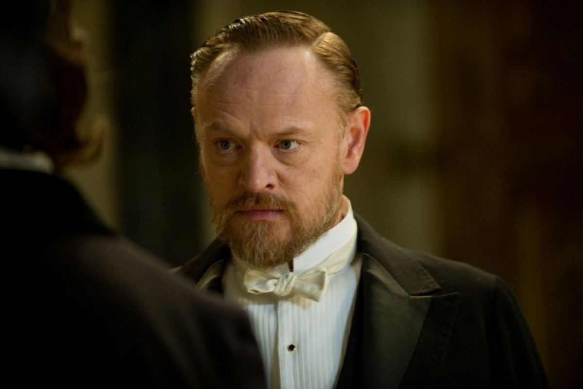 Sherlock Holmes 3: Jared Harris rivela un futuro incerto dopo quattordici anni dall’ultimo film