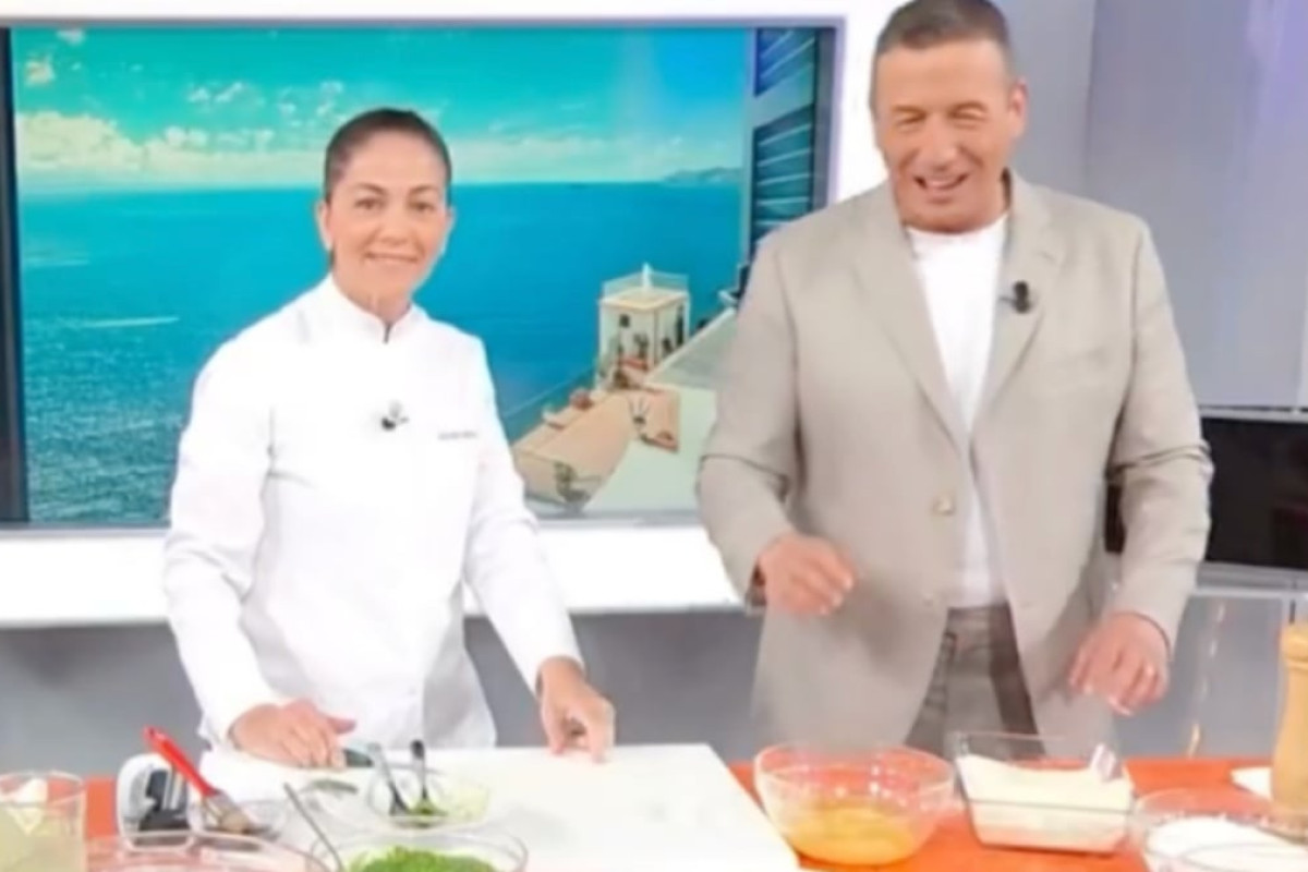 La gaffe di Rosanna Marziale a Unomattina Estate diventa virale: il video che ha conquistato i social La gaffe di Rosanna Marziale a Unomattina Estate diventa virale: il video che ha conquistato i social