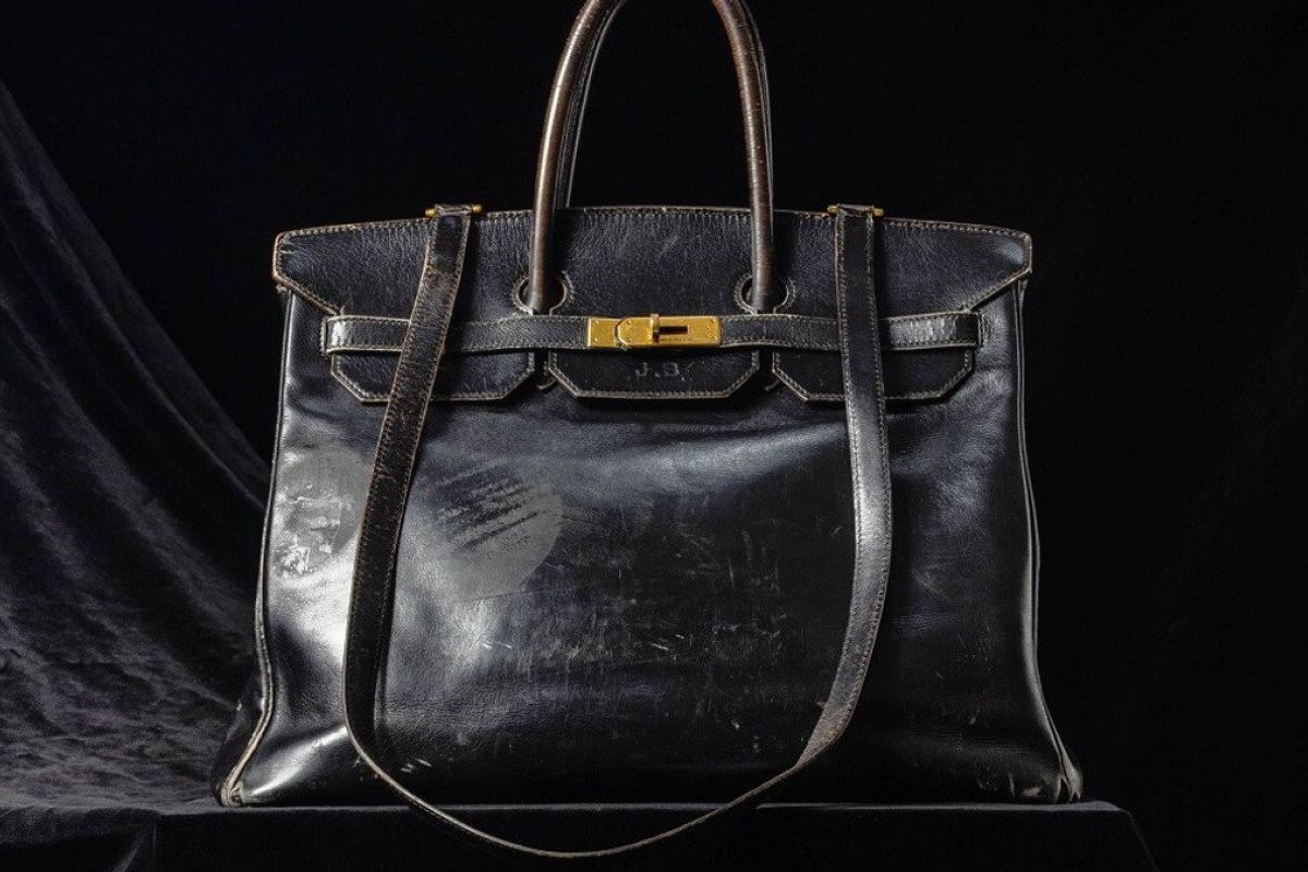 La nascita della borsa Birkin: come un volo Londra-Parigi ha dato vita a un’icona di stile senza tempo