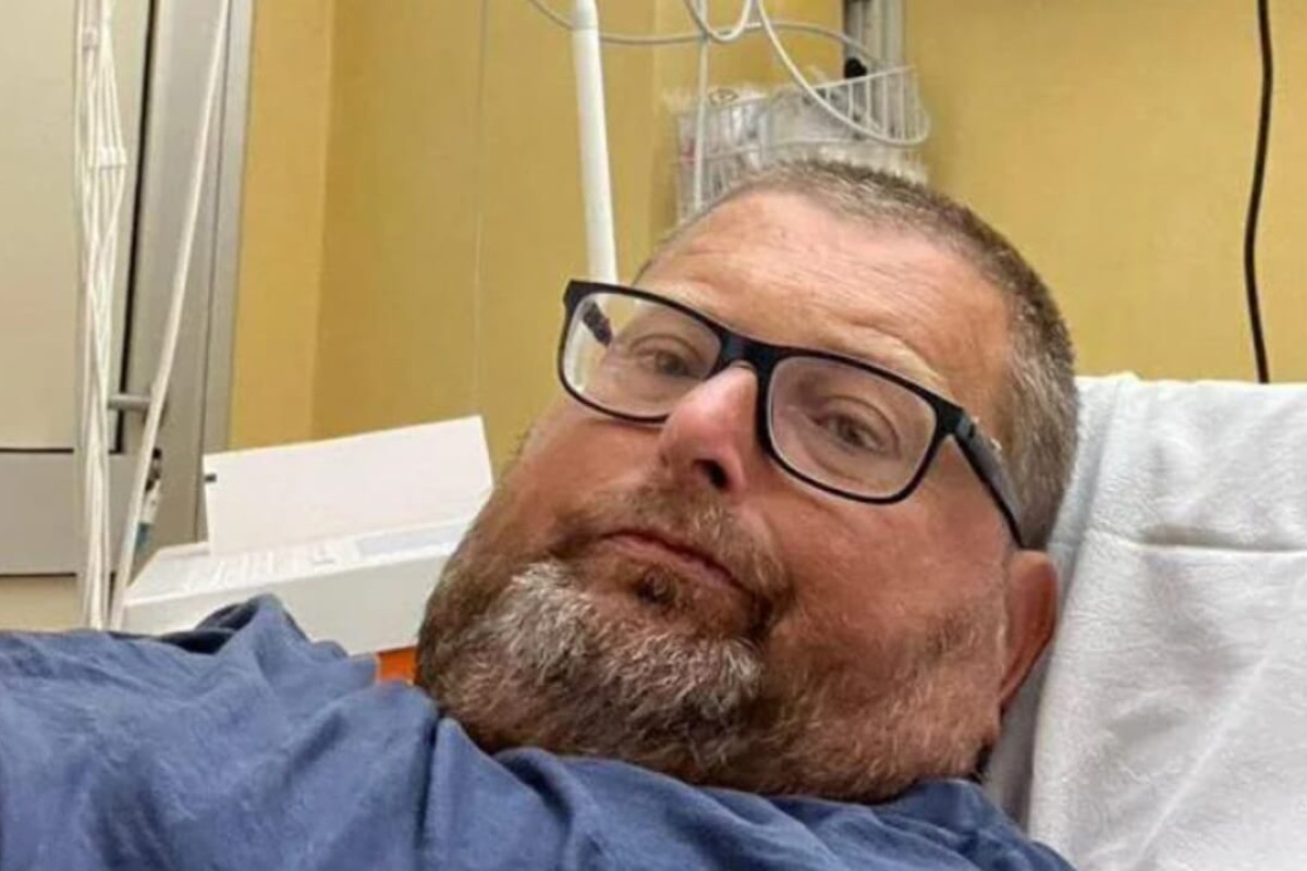 Mario Adinolfi ricoverato d’urgenza: la verità sulle cause dopo il suo ritorno dall’Isola dei Famosi