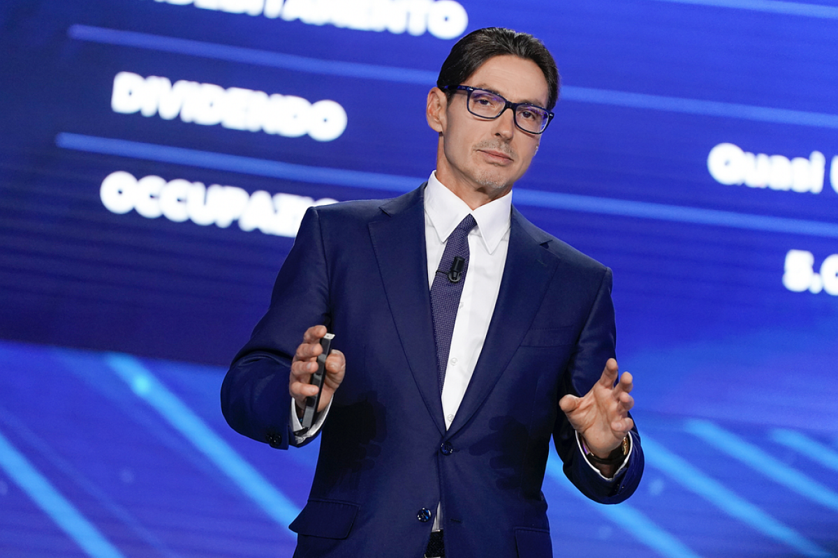 Mediaset cresce del 7,1% in tre anni: come supera la crisi nel settore media