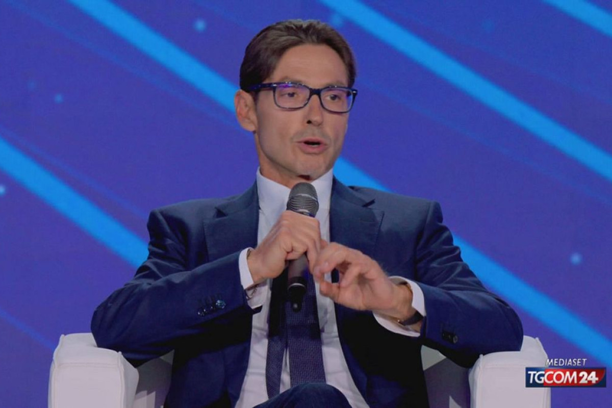Nuovi palinsesti Mediaset 2025: scoperte intriganti tra fiction, informazione e intrattenimento che sorprendono tutti
