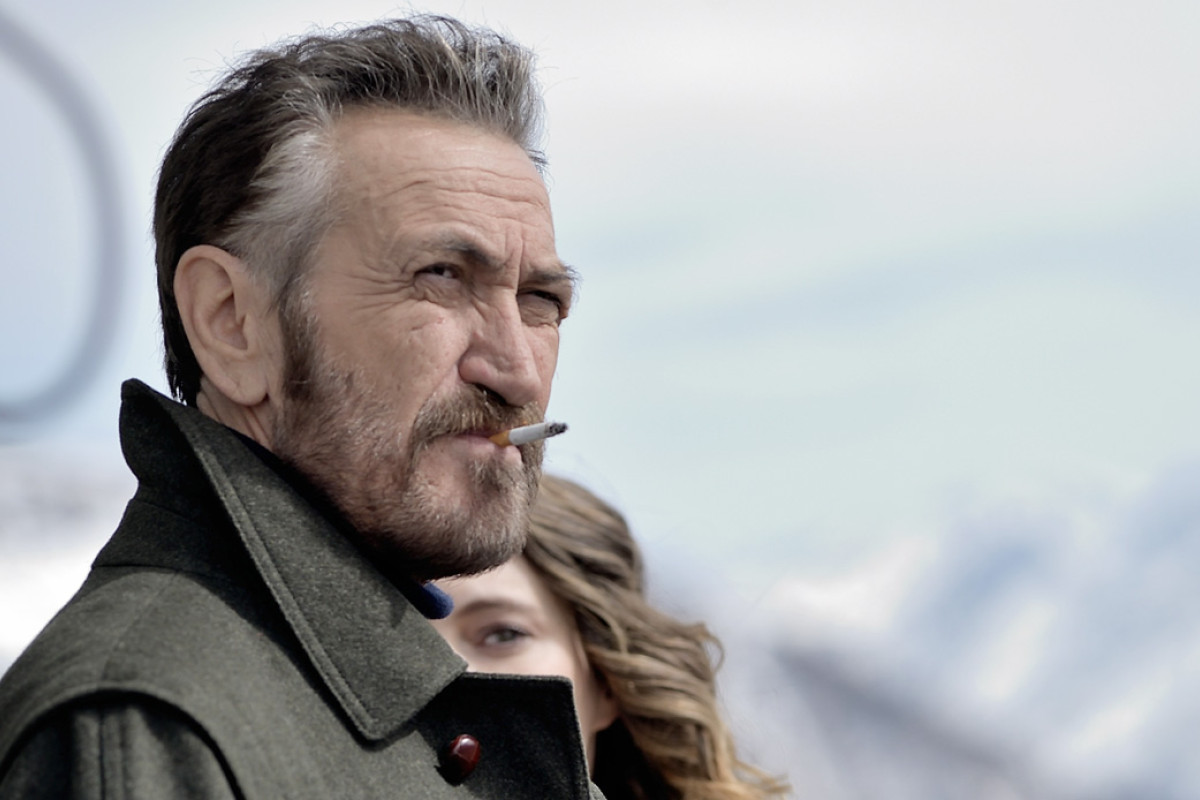 Rocco Schiavone torna su Rai 2: l’estate 2025 tra repliche imperdibili e la semifinale mondiale su Canale 5