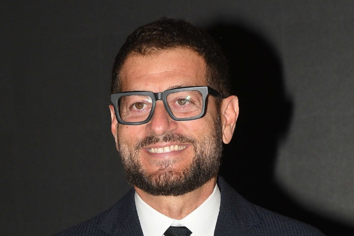 Sarabanda Celebrity: Duello Vip tra Maschi e Femmine, Sorprese Inaspettate e Rivelazioni!