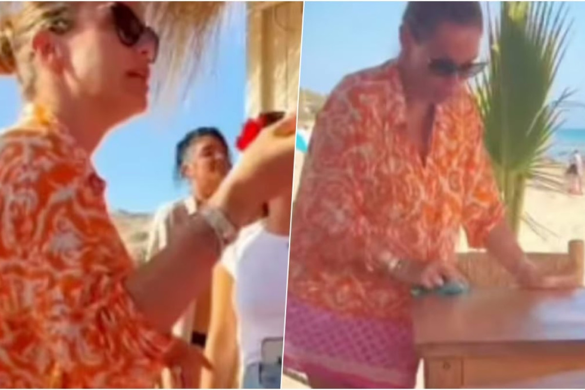 Sonia Bruganelli sorprende come cameriera in un chiringuito di Formentera durante l’estate.
