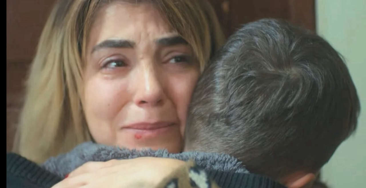 La lotta di una madre per un futuro migliore: la storia di Ceyda e Arda tra speranze e sacrifici