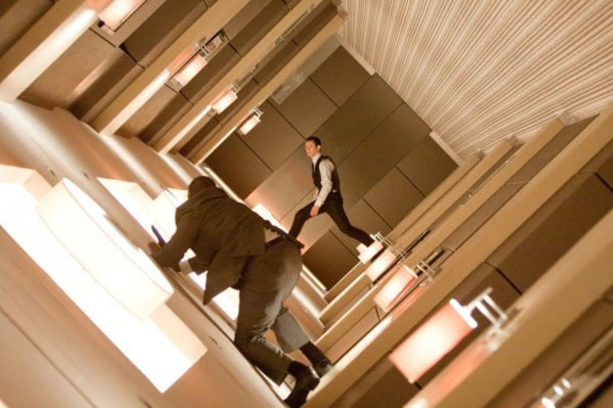 Inception: La Rissa nel Corridoio Rotante che ha Rivoluzionato il Cinema d’Azione
