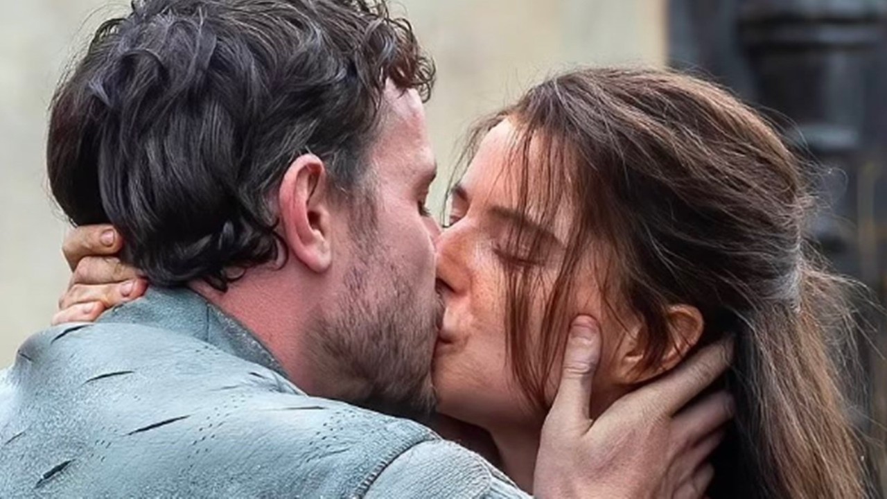 Hamnet: il film di Chloé Zhao svela la vera storia dietro Amleto e la vita di Shakespeare in un trailer mozzafiato