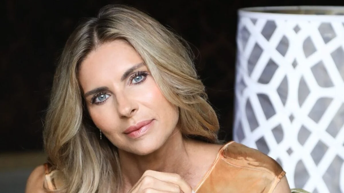 Martina Colombari e la diastasi addominale: il lato nascosto della maternità che pochi conoscono