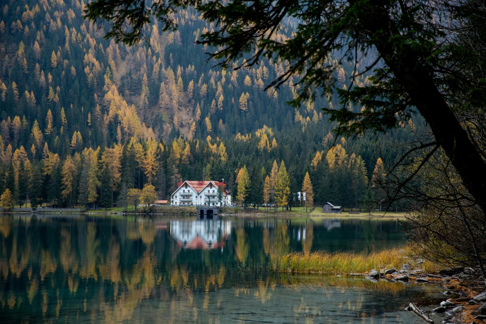 Relax in Montagna: Come Godere della Televisione Anche Lontano da Casa