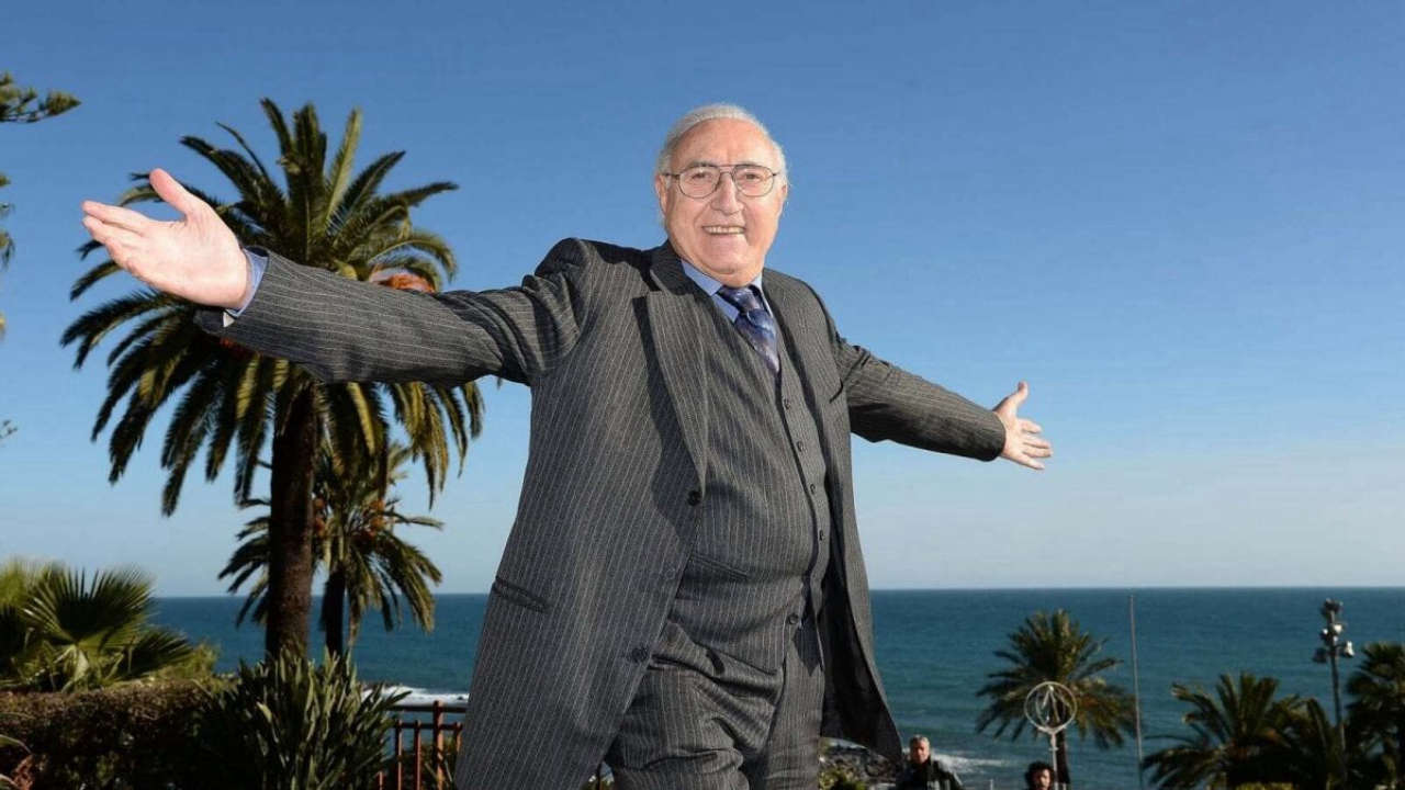 Pippo Baudo è morto a 89 anni, addio al leggendario conduttore della televisione italiana