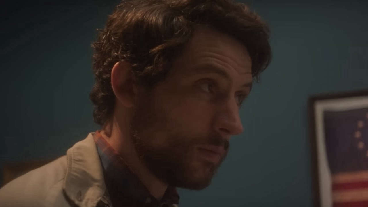 Mastermind presenta Josh O’Connor nei panni di un ladro di opere d’arte nel nuovo trailer