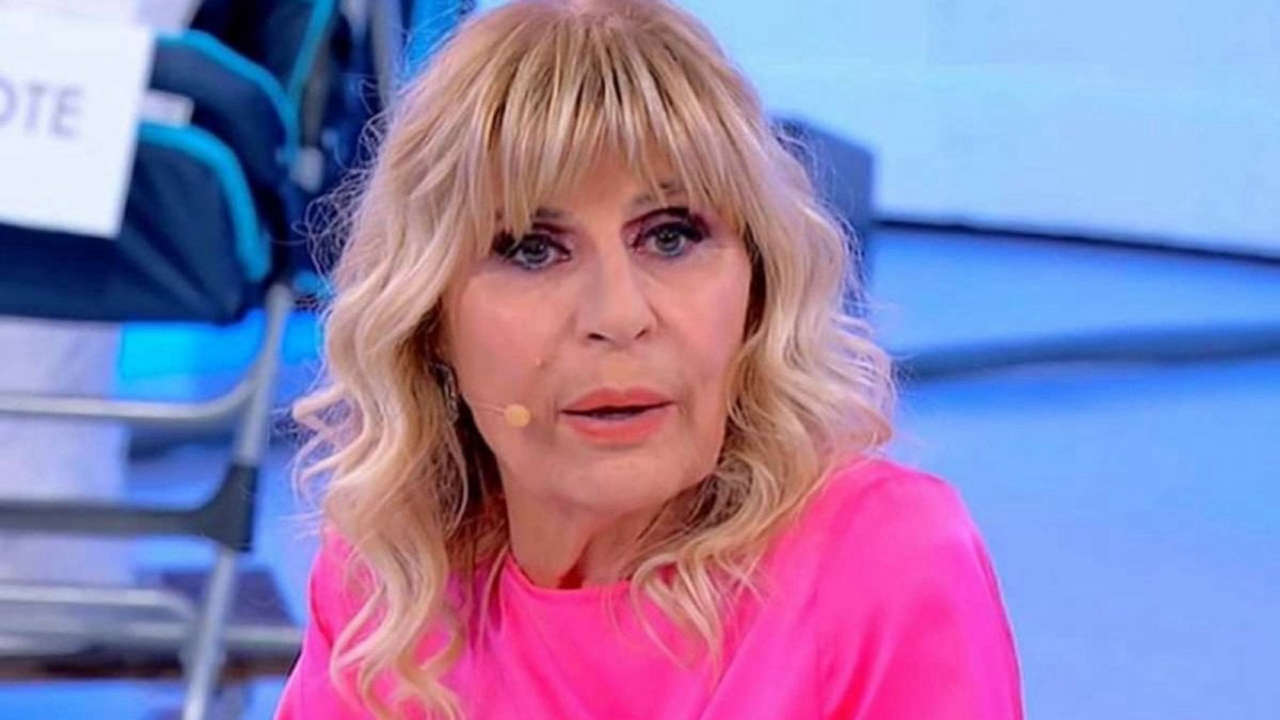 Uomini e Donne, Gemma lavora come cameriera per un’estate prima del ritorno in tv