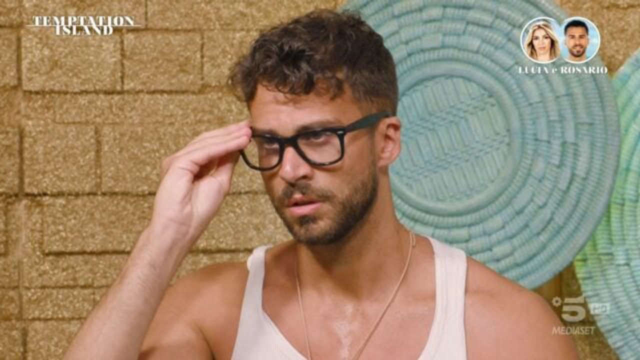 Temptation Island: Rosario e l’ex tentatrice Siriana ufficializzano la loro relazione amorevole