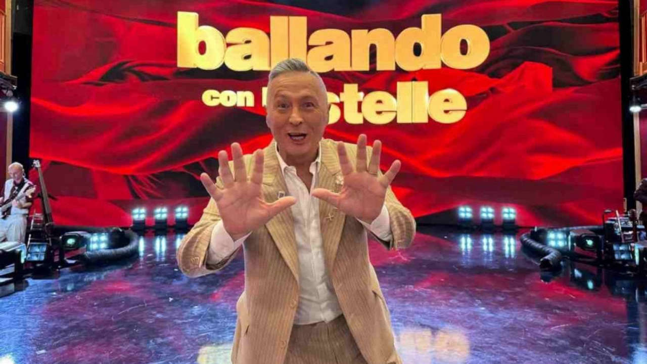 Ballando con le stelle 2025: il nuovo volto al posto di Paolo Belli è un ex nuotatore non Pellegrini
