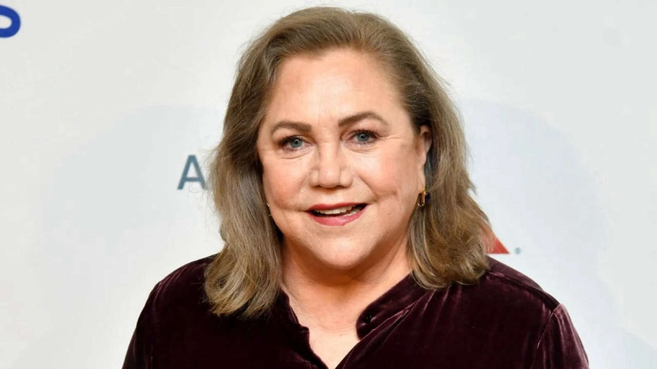 I Roses, remake de La guerra dei Roses, accoglie la rara apparizione di Kathleen Turner sul red carpet