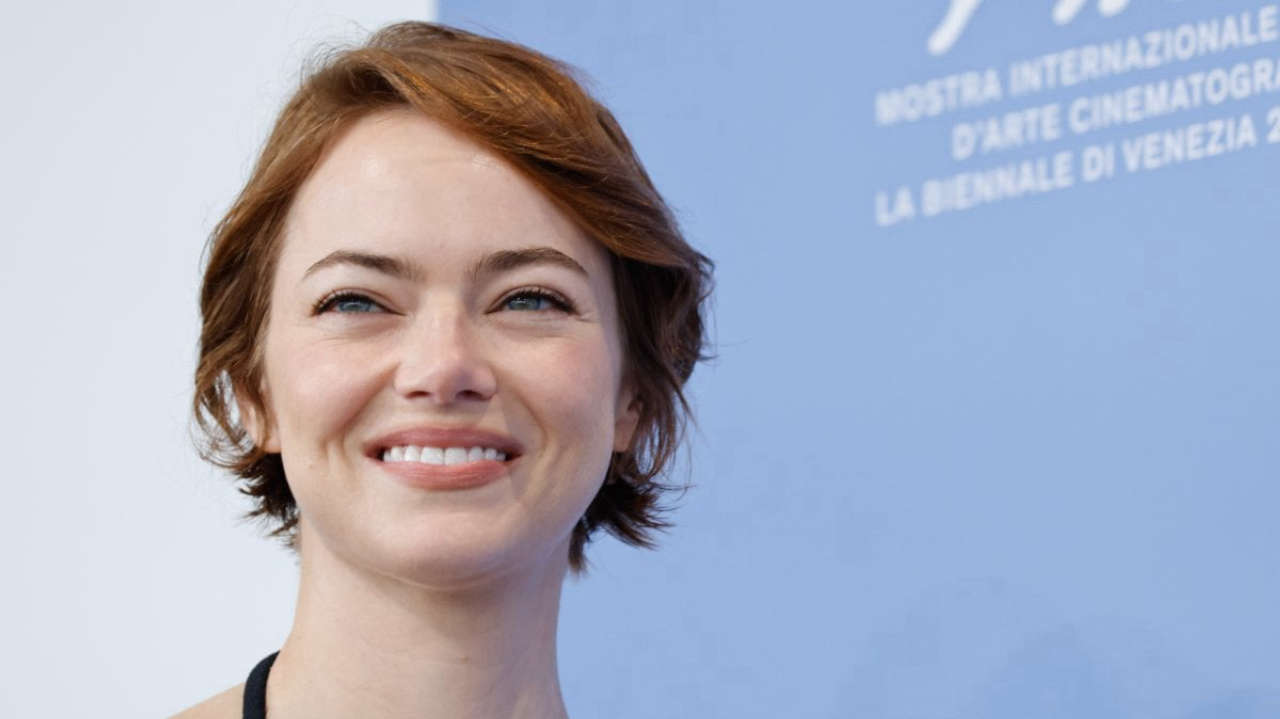 Venezia 2025, Emma Stone presenta Bugonia: un progetto emozionante e affascinante.