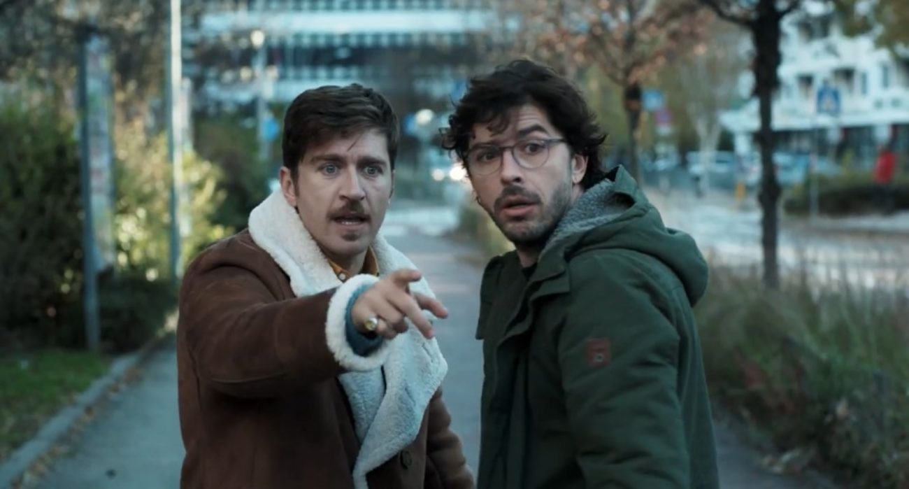 Rai 3 trasmette Restiamo amici: la commedia che esplora amicizia e riscatto tra passato e presente