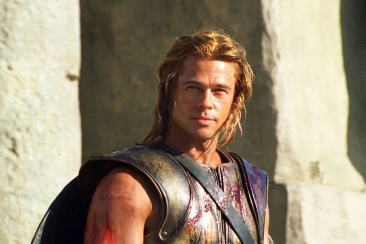 Troy in onda stasera su Rete 4: scopri la trama e il cast del film epico con Brad Pitt e Orlando Bloom