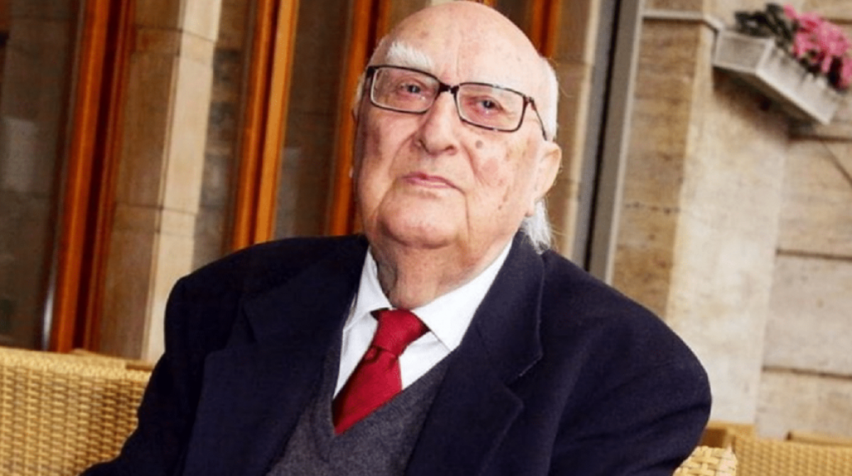 Tributo a Andrea Camilleri: Rai celebra il centenario con il documentario Camilleri 100 e il ritorno di Montalbano