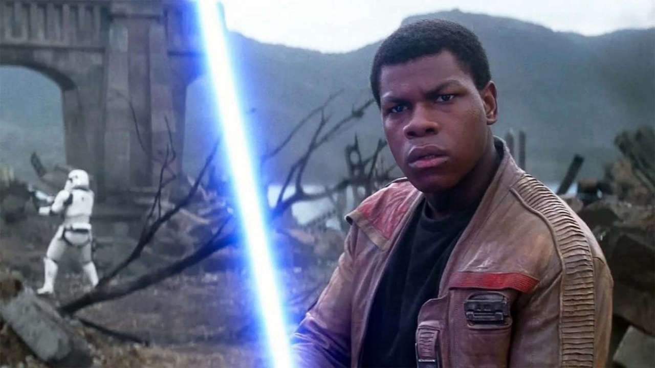 Star Wars, John Boyega parla dei tre cambiamenti che avrebbe voluto nella trilogia sequel