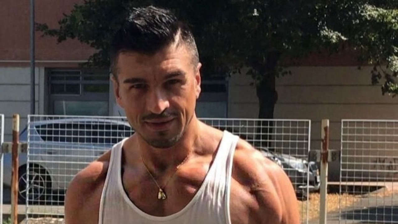 Dal ring al Grande Fratello: Matteo Azzali ferma due rapinatori dopo la carriera da pugile