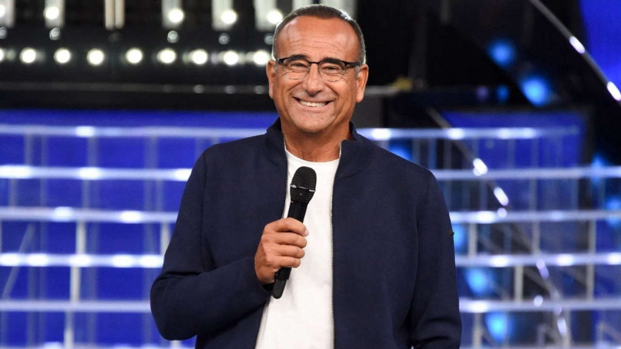 Tale e Quale Show, debutto con le imitazioni e le rivelazioni di Carlo Conti nella prima puntata