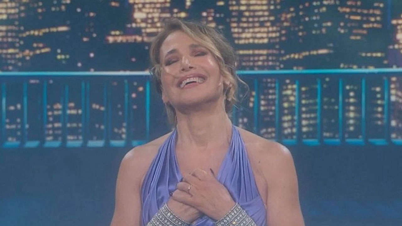 Ballando con le Stelle: Barbara D’Urso debutta con rumba e un acceso scambio con Selvaggia Lucarelli