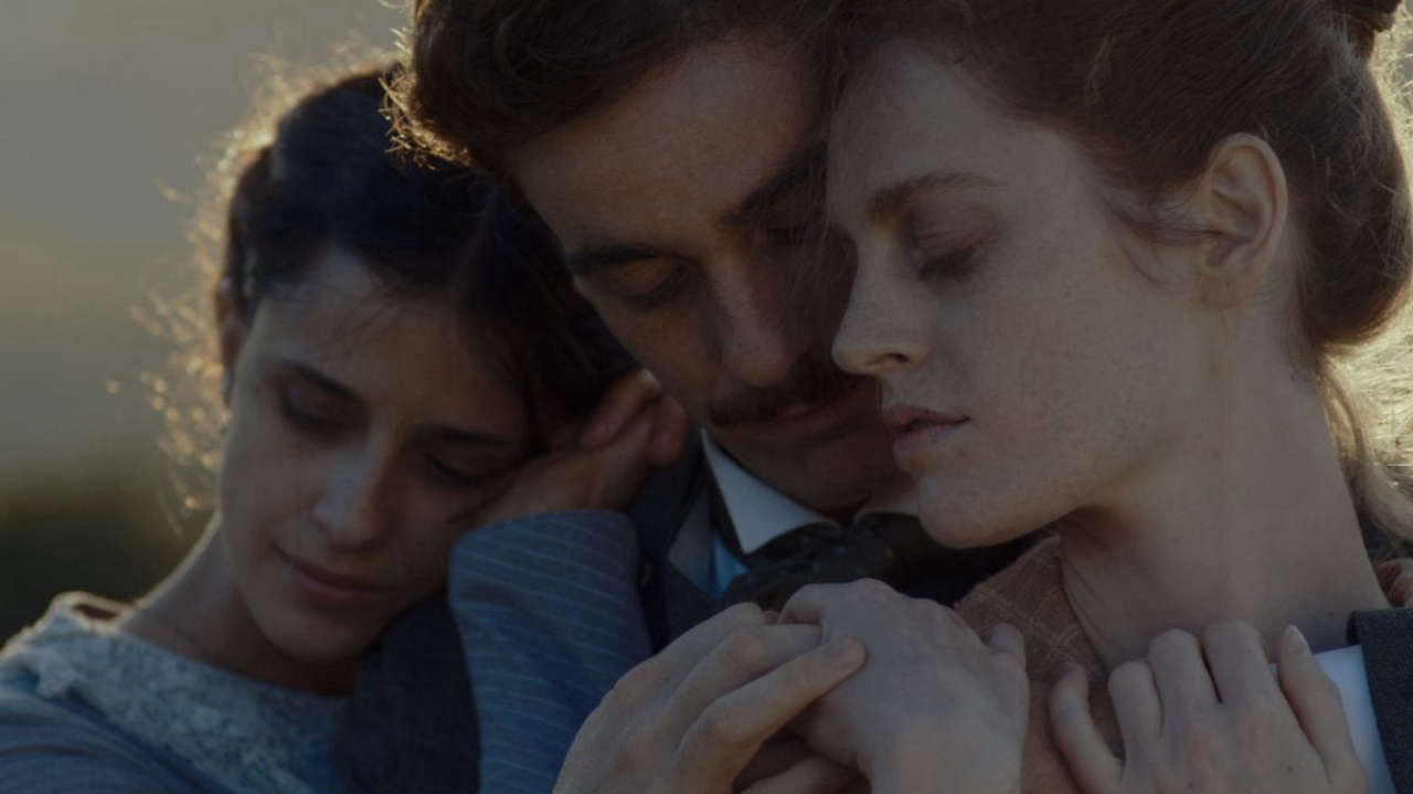 Zvanì, Federico Cesari e Benedetta Porcaroli esplorano un Pascoli inedito
