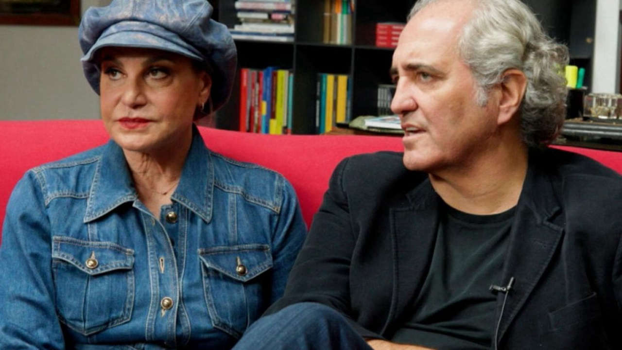 Le Iene indagano sullo stalker di Simona Ventura e Giovanni Terzi: accusa di violenza da parte sua