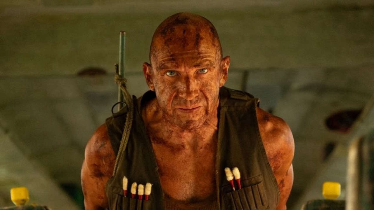 28 anni dopo: Il Tempio delle Ossa, Ralph Fiennes si presenta come nuovo villain nel trailer