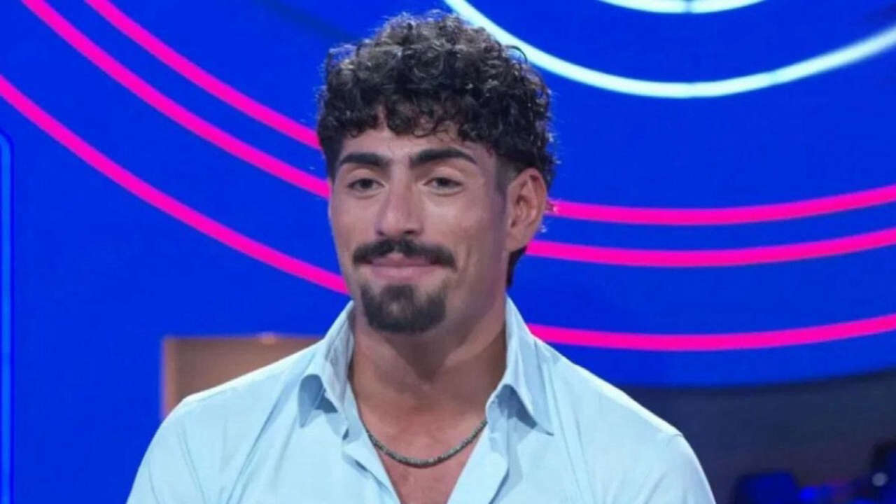 Grande Fratello, Giulio rinuncia all’immunità per il bene dei suoi compagni di avventura