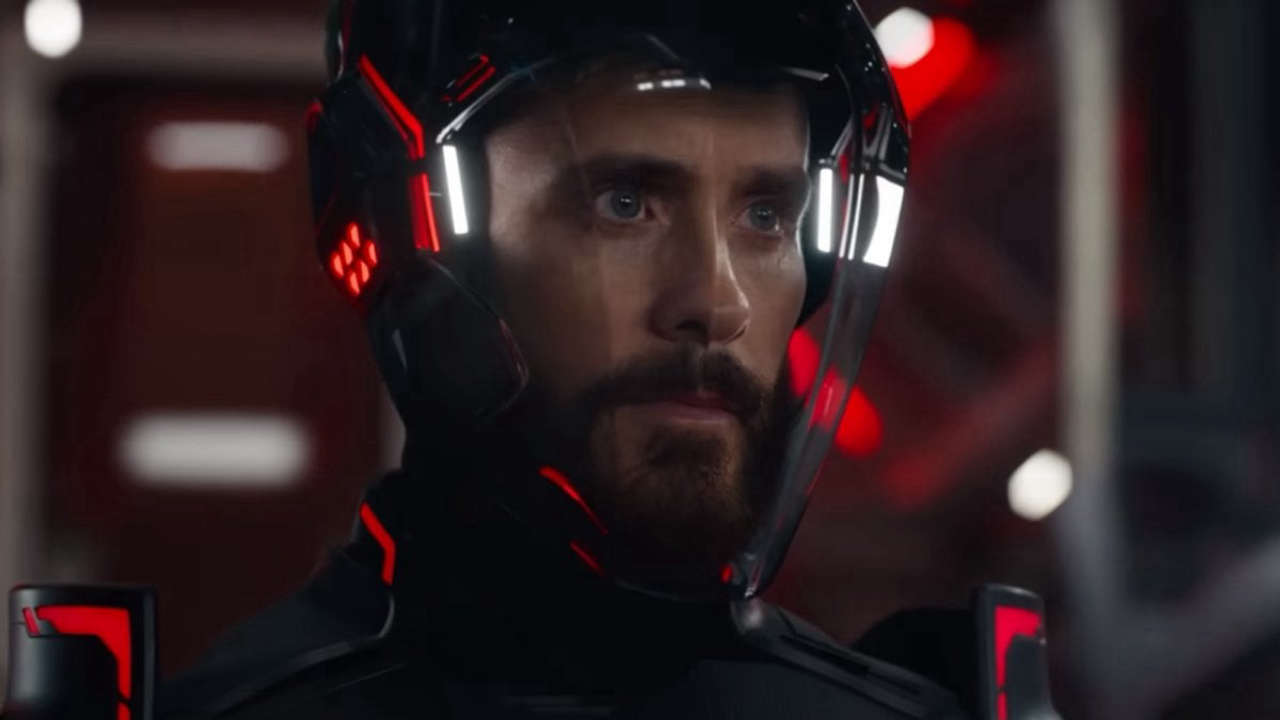 Tron: Ares, il trailer IMAX presenta emozionanti sequenze d’azione con Jared Leto