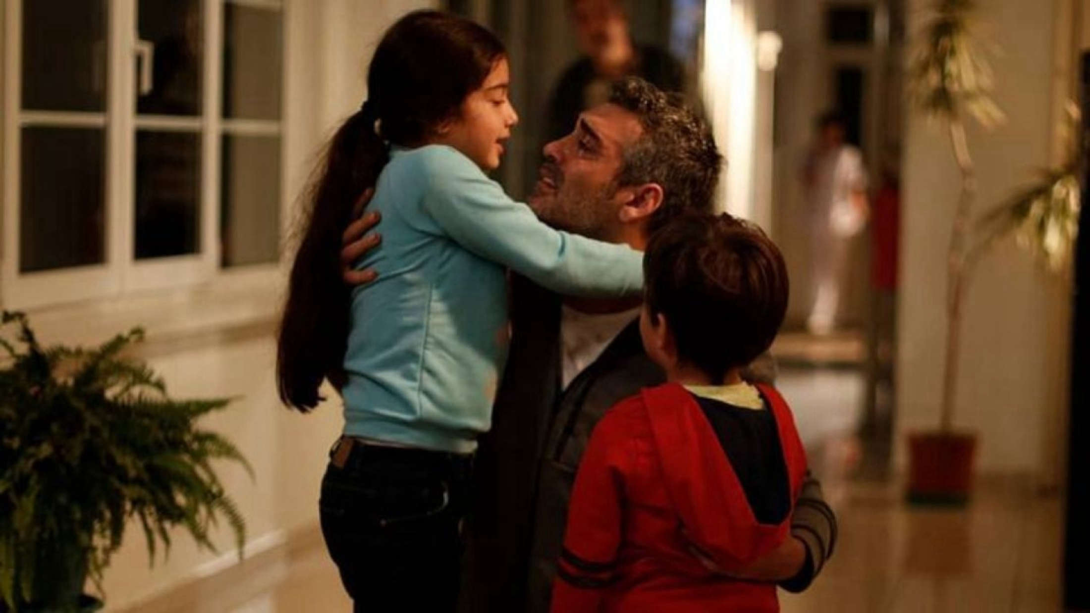 La forza di una donna 2^ serie: Sarp riabbraccia i figli mentre Munir lancia un ultimatum